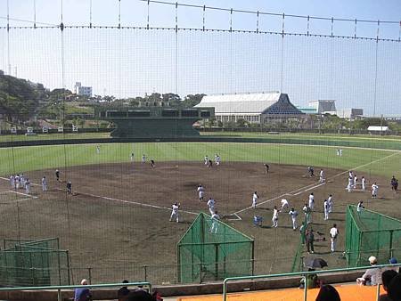 養樂多一軍_浦添市民球場.jpg