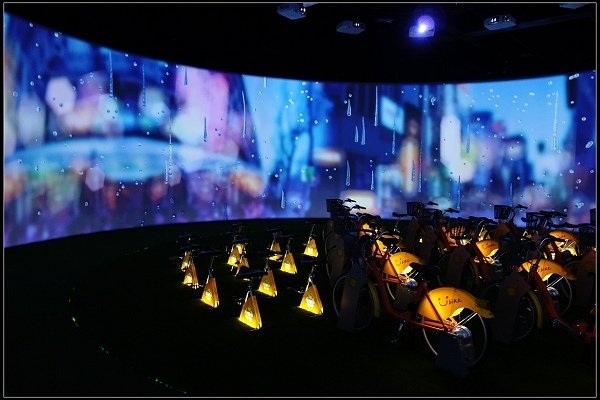 2013.08.24【室內展覽】 行動夢想館 - 花博公園