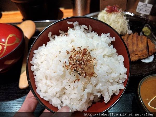 逸之牛日式炸牛排專賣店(原址已無營業，目前有中正店和博愛店仍