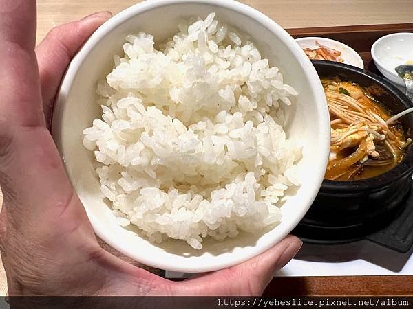 「高雄韓式餐廳」盜飯炙火烤肉定食：將韓式烤肉加入到定食內？！