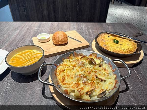 「高雄前鎮義大利餐廳」默爾 pasta pizza，餐點美味