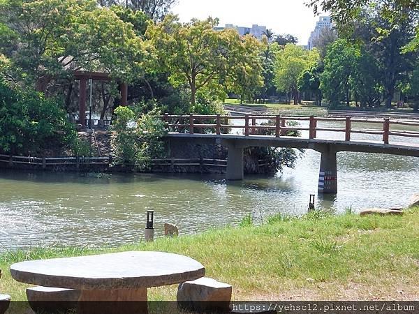 [台灣] 清華水樣餐廳&amp;成功湖新貌