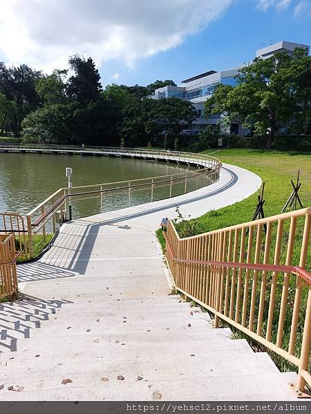 [台灣] 清華水樣餐廳&amp;成功湖新貌