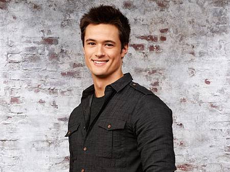 jane-by-design-joins-abc-family-january-3rd1