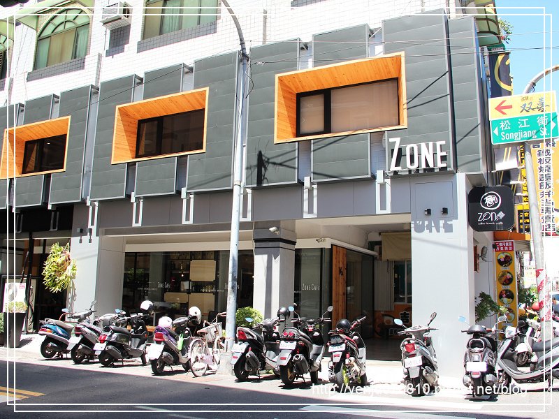 ZONE cafe (1).jpg