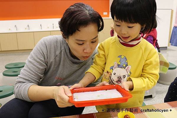 圓圈圈手作藝術 信誼親子館畫布3.JPG
