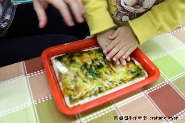 圓圈圈手作藝術 信誼親子館畫布5.JPG