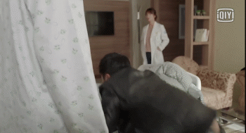 dl3ClwR6a9Mn8VVXw40aYdIyGCj5BfZ9aS7M2cSxaxBRt1460093931078.gif