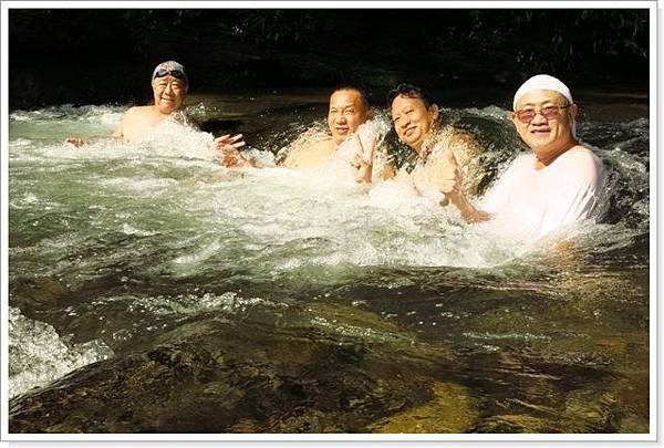 金瓜寮溪戲水_058.JPG