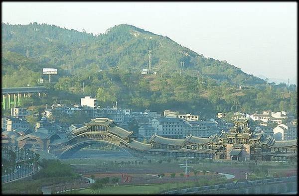 情繫恩施－3_333.jpg