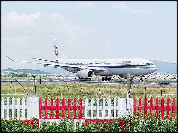 濱江180巷拍飛機-1_006.jpg