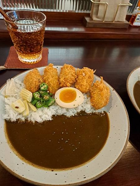 【彰化｜員林】員林咖哩｜濃濃日本元素風格🍥 -『美保咖哩🍛』