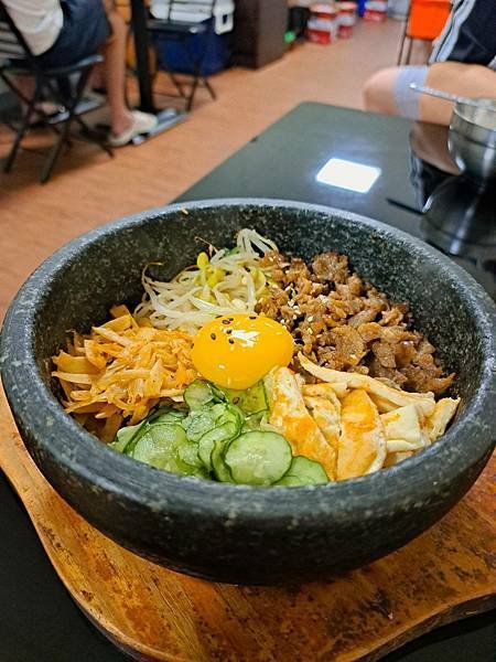 【屏東｜屏東市區】 屏東韓式料理｜『韓旌(ㄐㄧㄥ)美食館』，