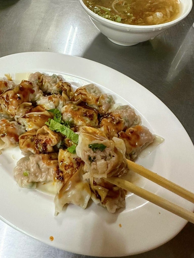 【彰化｜員林】員林小吃｜柳家紅油抄手｜員林肉圓｜彰化肉圓｜員