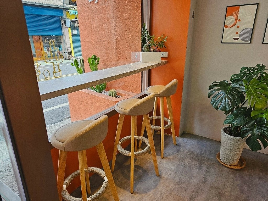 【彰化｜員林】員林咖啡廳｜300cafe｜日式水果吐司｜咖喱