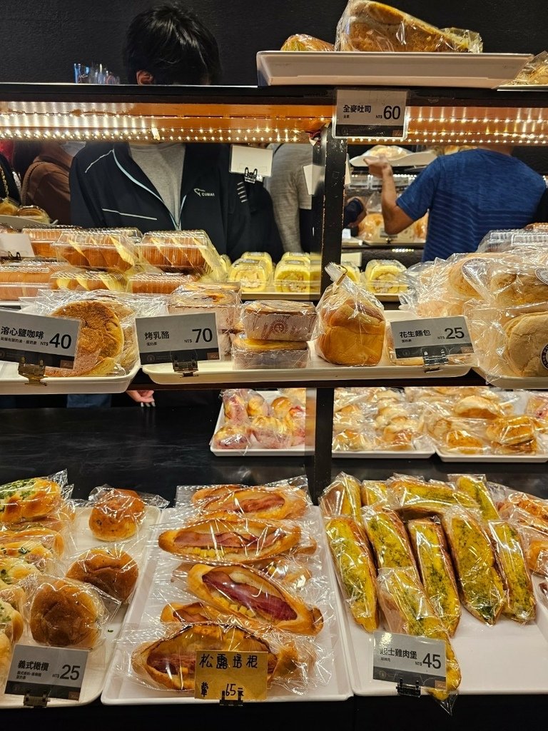 【台南｜北區】台南麵包｜台南葡吉麵包店｜必買排隊美食｜羅宋麵