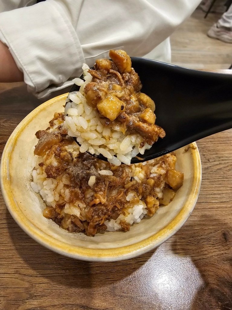 LINE_ALBUM_第一市場過燒意麵_240124_6.jpg