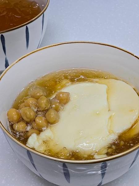 【彰化｜員林】員林豆花｜豆花口感扎實但依舊綿密｜張家傳統豆花
