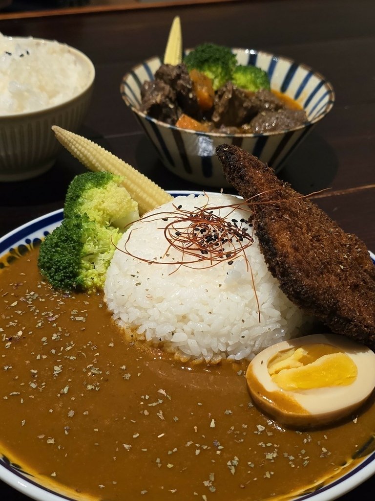 【彰化｜彰化市】彰化喫茶室｜巷弄間的日式餐酒館｜琥珀川喫茶室