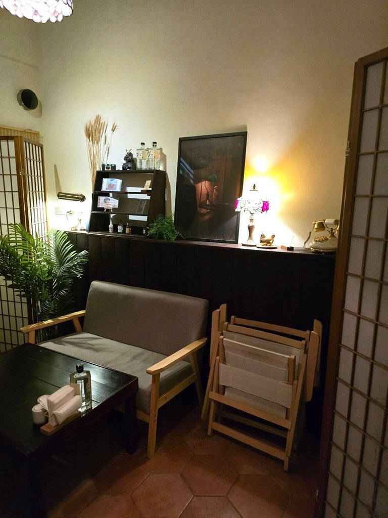 【彰化｜彰化市】彰化喫茶室｜巷弄間的日式餐酒館｜琥珀川喫茶室