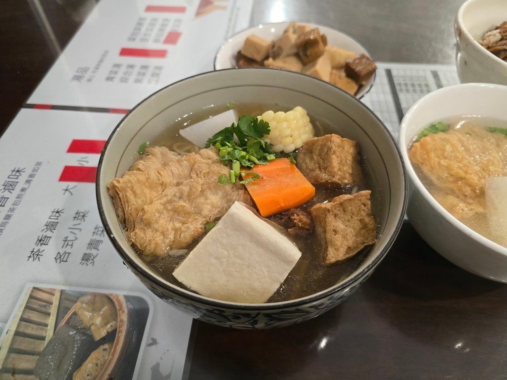 【彰化｜員林】員林素食｜健康與美味兼具｜無肉也精彩｜世恩素食