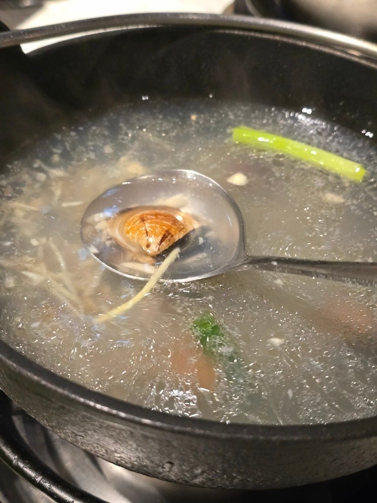 【彰化｜員林】員林火鍋｜火鍋界🍲的黃金殿堂！自助吧爆多新鮮選