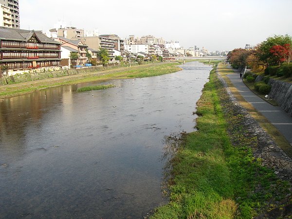 鴨川