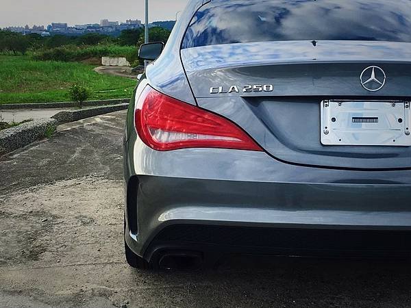 布魯斯.葉.Bruce.Yeh 易漢國際Benz CLA2250ED-12.jpg