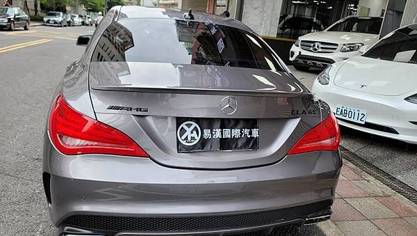 布魯斯.葉.Bruce.Yeh 易漢國際Benz CLA45-23.jpg