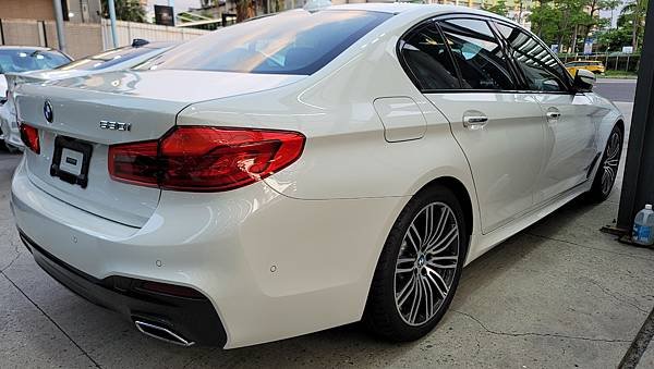 布魯斯.葉.Bruce.Yeh 易漢國際BMW 530i-13.jpg