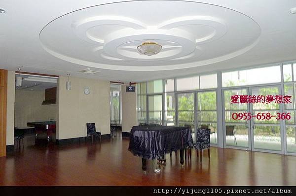 漢皇套房-音樂廳.JPG