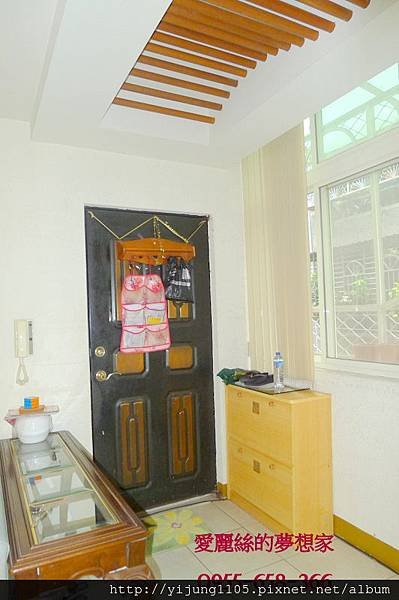 板橋和平黃金三房13F-玄關.JPG