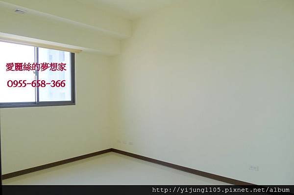 築藝6F-臥房1.JPG