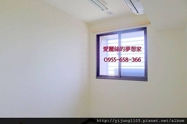 築藝6F-臥房3.JPG