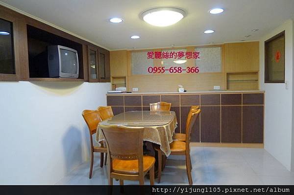 雙城記2F-餐廳.JPG