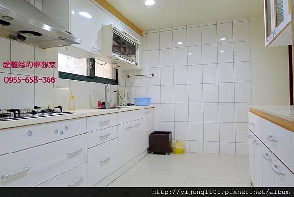 雙城記2F-廚房.JPG
