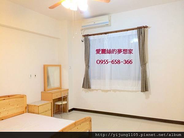 臻愛香榭5F-主臥2.JPG