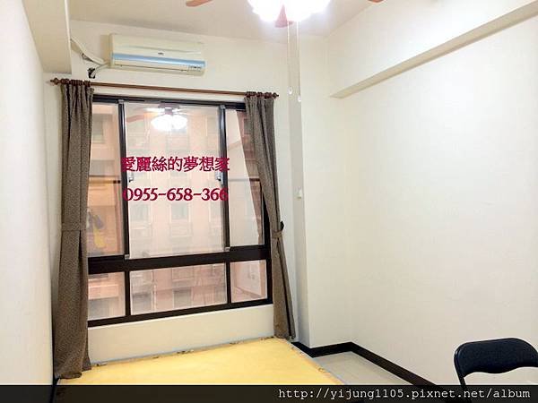 臻愛香榭5F-臥房.JPG