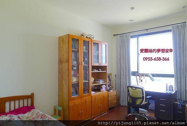 印月11F-臥房2.JPG