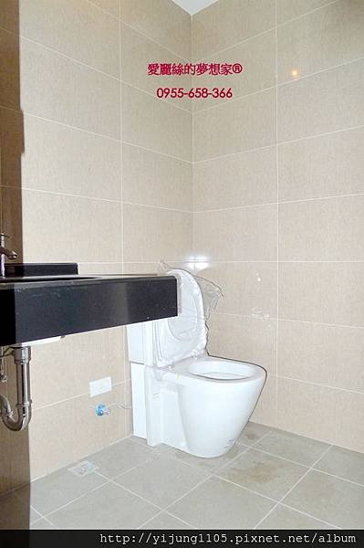 香禔店6-衛浴.JPG