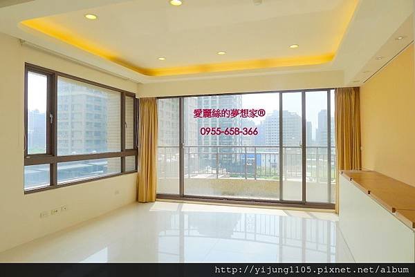 水事紀7F-客廳1.JPG