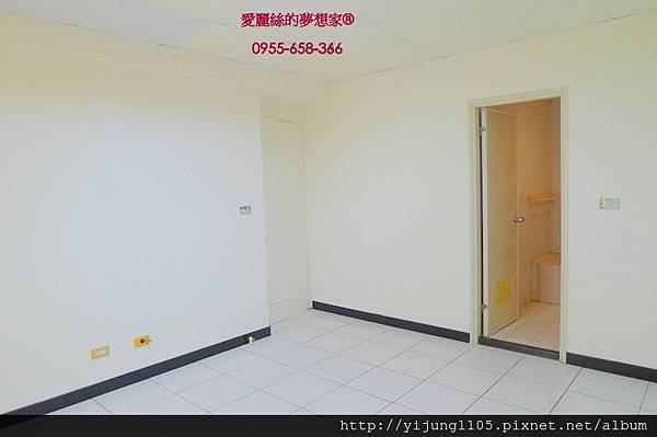 轟動天廈14F-主臥2.JPG