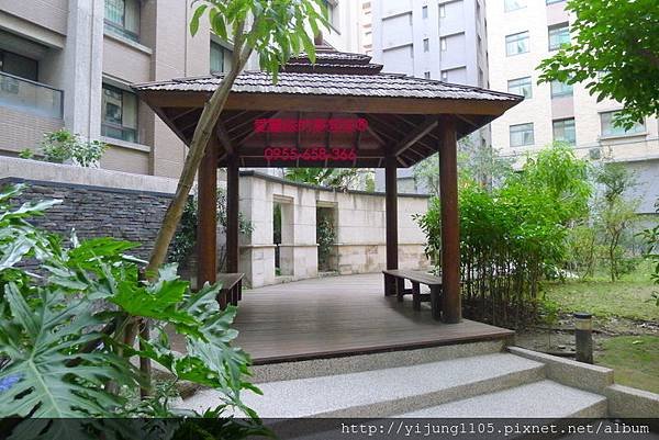 熱帶嶼-中庭2.JPG