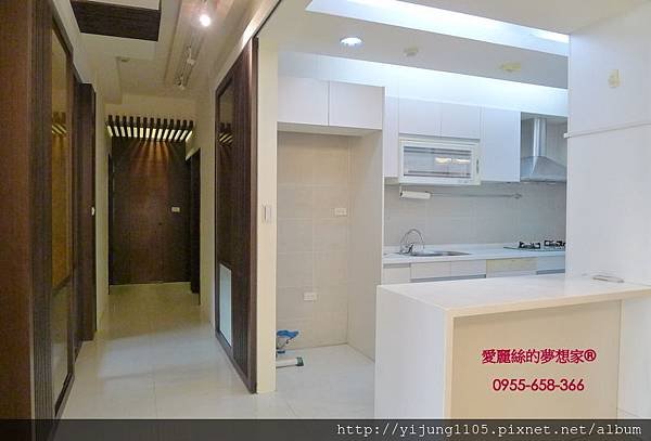 椰林遠見-7F客廳3.JPG