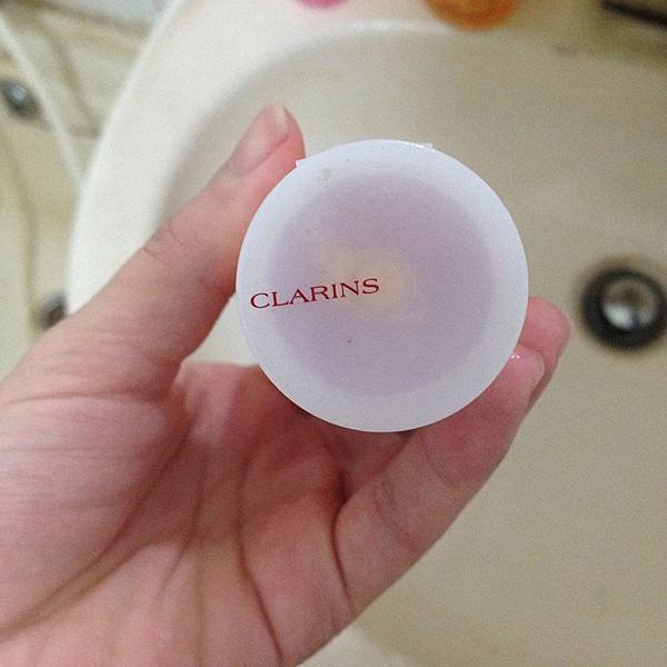 clarins02