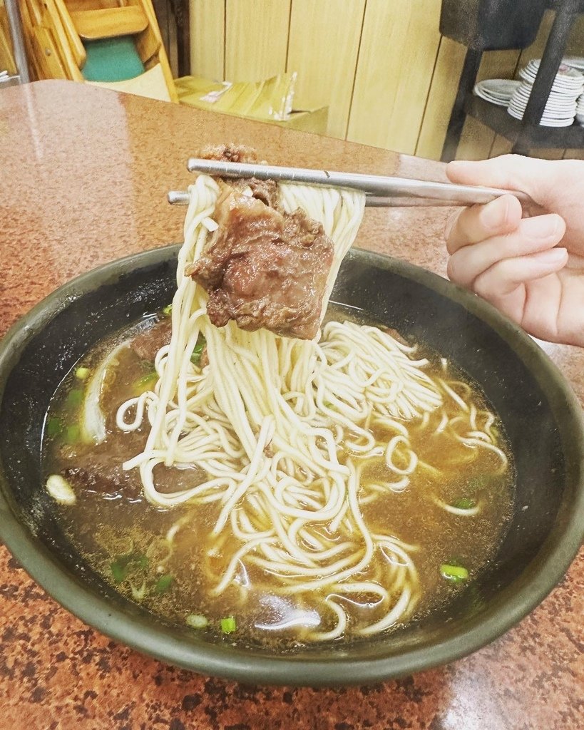 張家屯牛肉麵2.jpg