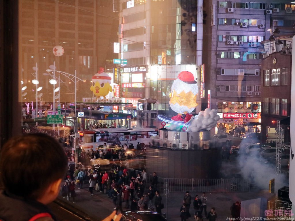 西門町瓦崎燒烤火鍋吃到飽