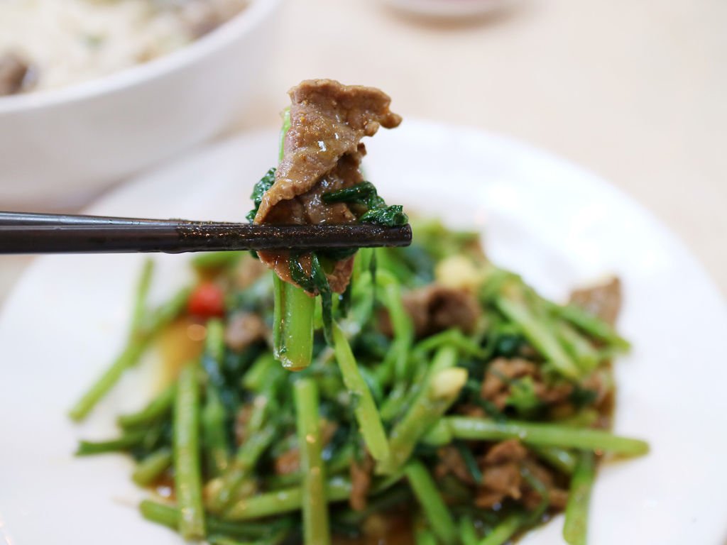 郭台銘吃的牛肉麵/金春發牛肉麵/北投必吃美食