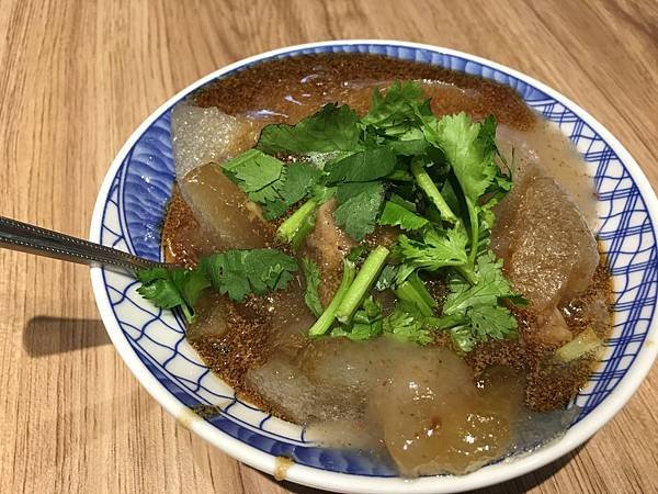 強尼先生愛美食-新北。好食記 | 三重區-正章肉圓 / 自製手工傳統彰化肉圓 / 肉羹麵 / 碗粿 / 木瓜牛奶 / 珍珠木瓜牛奶-台北橋捷運站！