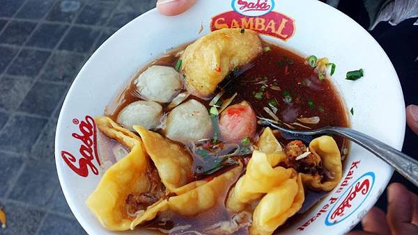 street food meat ball n wanton soup